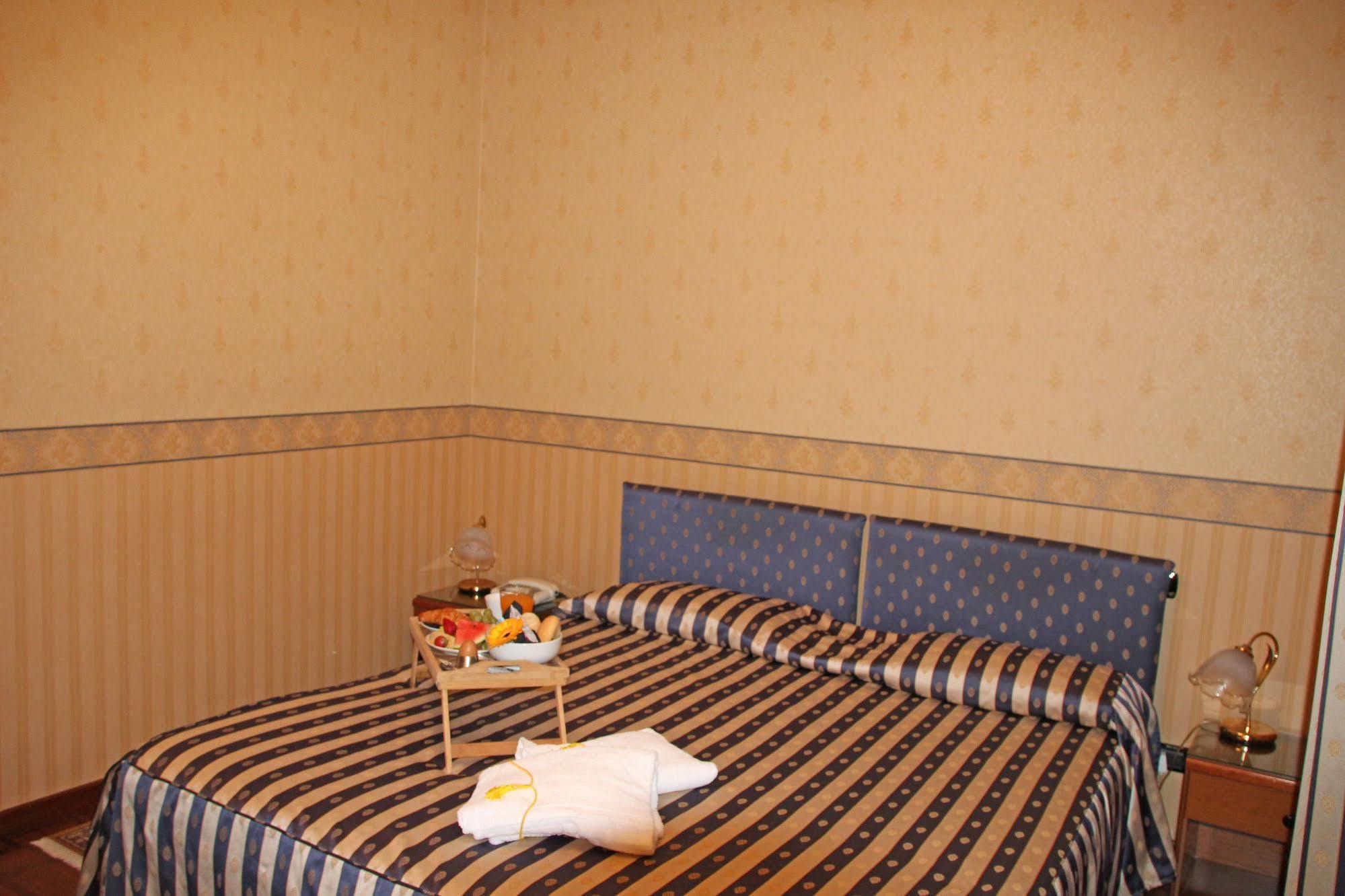Albergo Ristorante Leon d'Oro Noventa di Piave Exterior foto